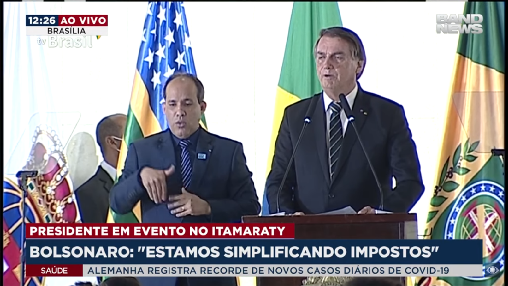 Presidente Bolsonaro afirmou que não aumentará impostos