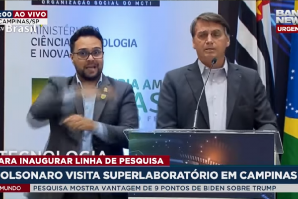 Presidente Jair Bolsonaro visita superlaboratório em Campinas