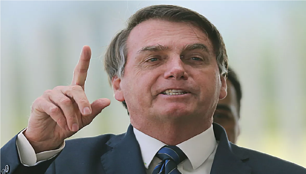 Bolsonaro: "Presidente tem que ter couro grosso"