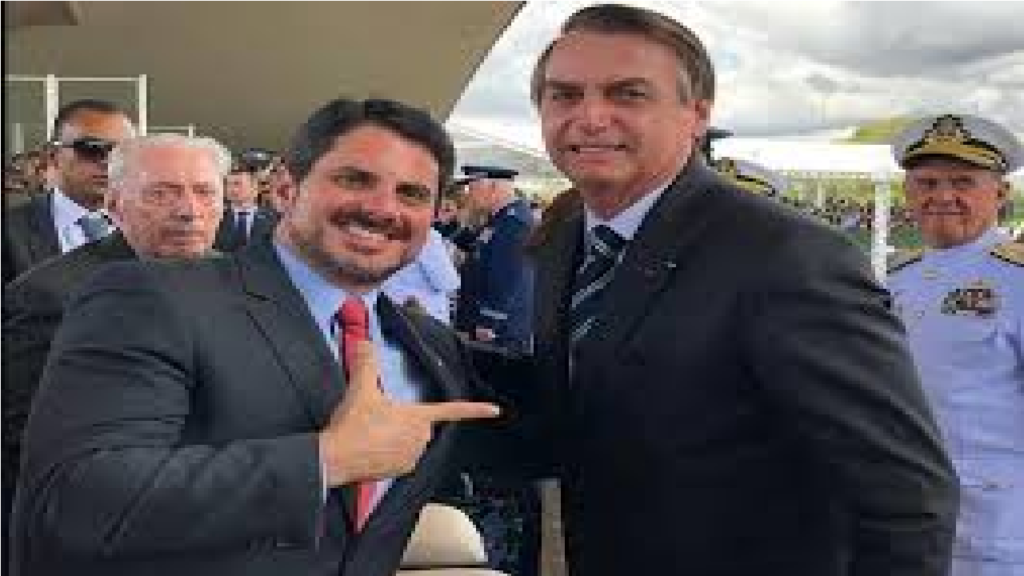 Senador avalia decreto de Bolsonaro na facilitação da compra de arma de fogo e diz "A sociedade quer ter o seu direito de defesa"